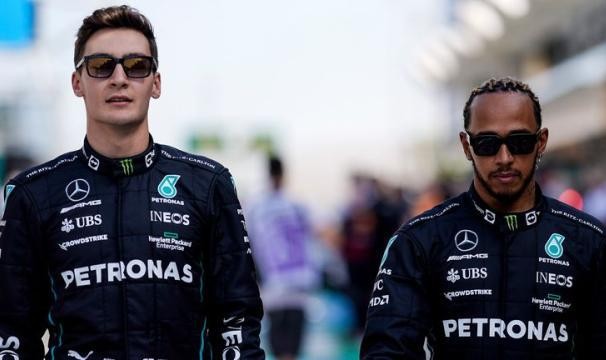 2025世俱杯投注-专访拉塞尔②：与汉密尔顿关系很好 领先他感到满意