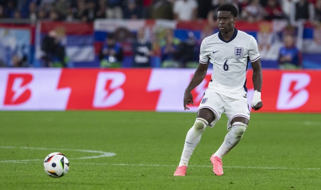 世俱杯投注-天空体育：利物浦继续谈判格伊交易，明夏免签选项仍未放弃