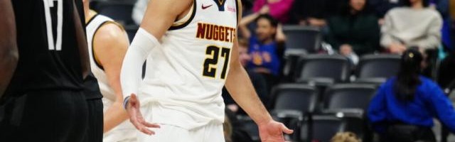 世俱杯买球-核心阵容起伏不定，掘金仰仗年轻球员异军突起