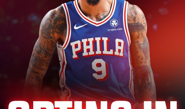 Shams：乌布雷执行下赛季840万美元球员选项，将留在76人